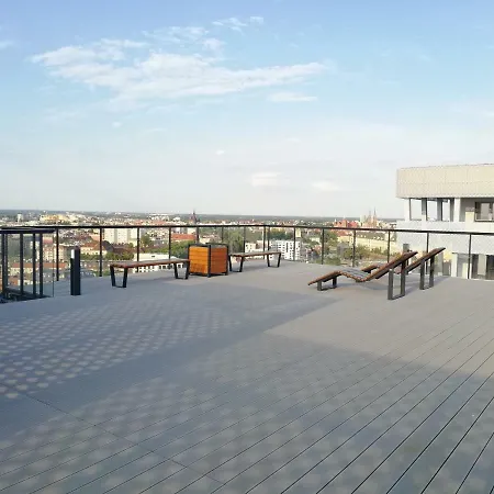 Two Towers Old Town Apartments-city Center-by The River-observation Terrance On The Roof-free Parking Apartmán Vratislav